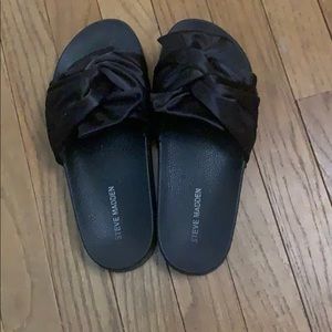 Steve Madden slides